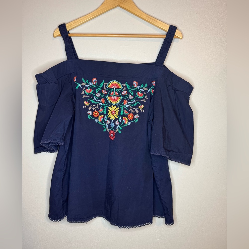 Democracy Embroidered Cold Shoulder Blouse Navy Floral Size L